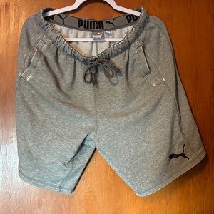 Puma Men's Heather Gray Athletic Shorts with Drawstring Size L Good